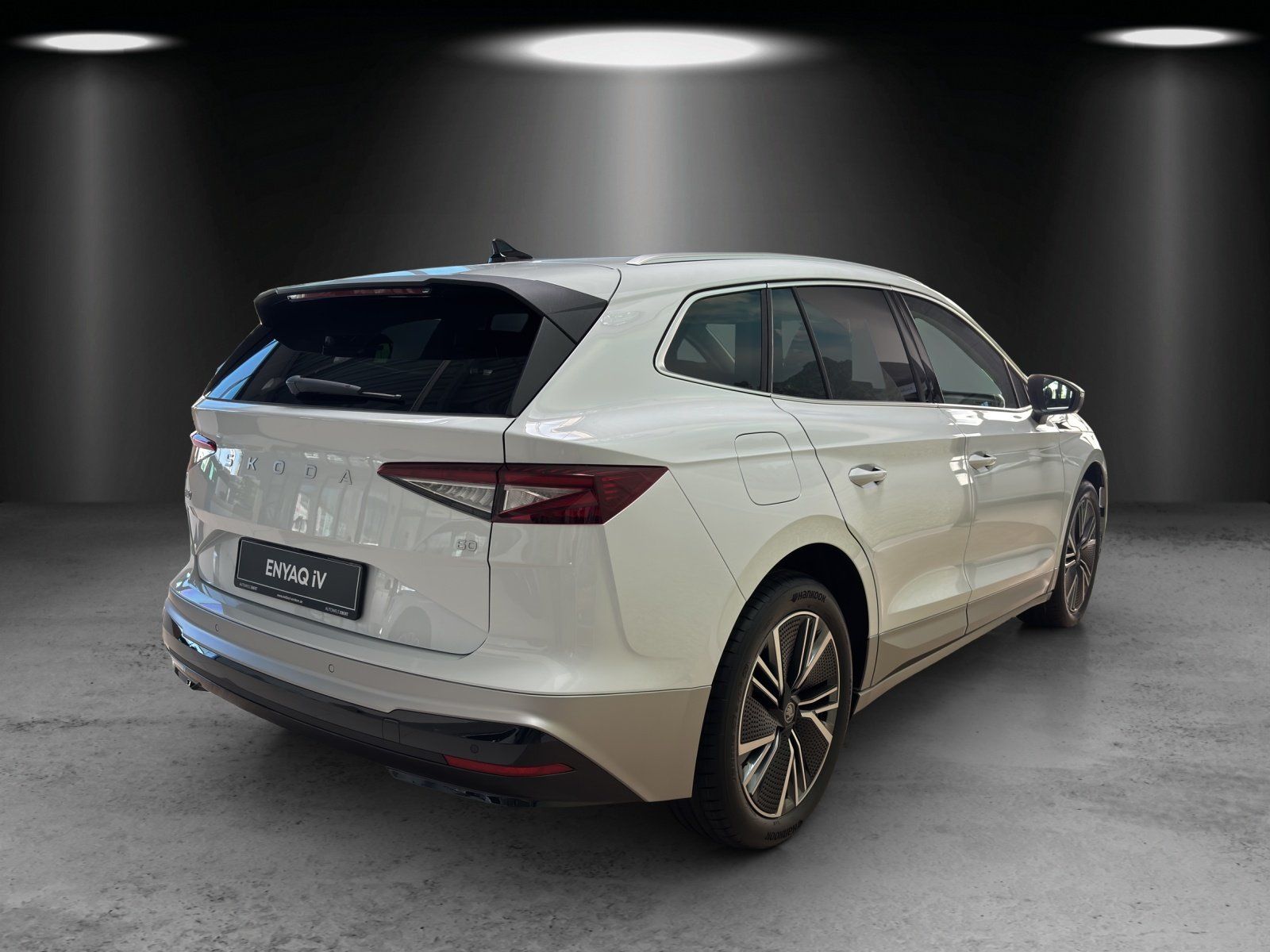 Fahrzeugabbildung SKODA Enyaq 60
