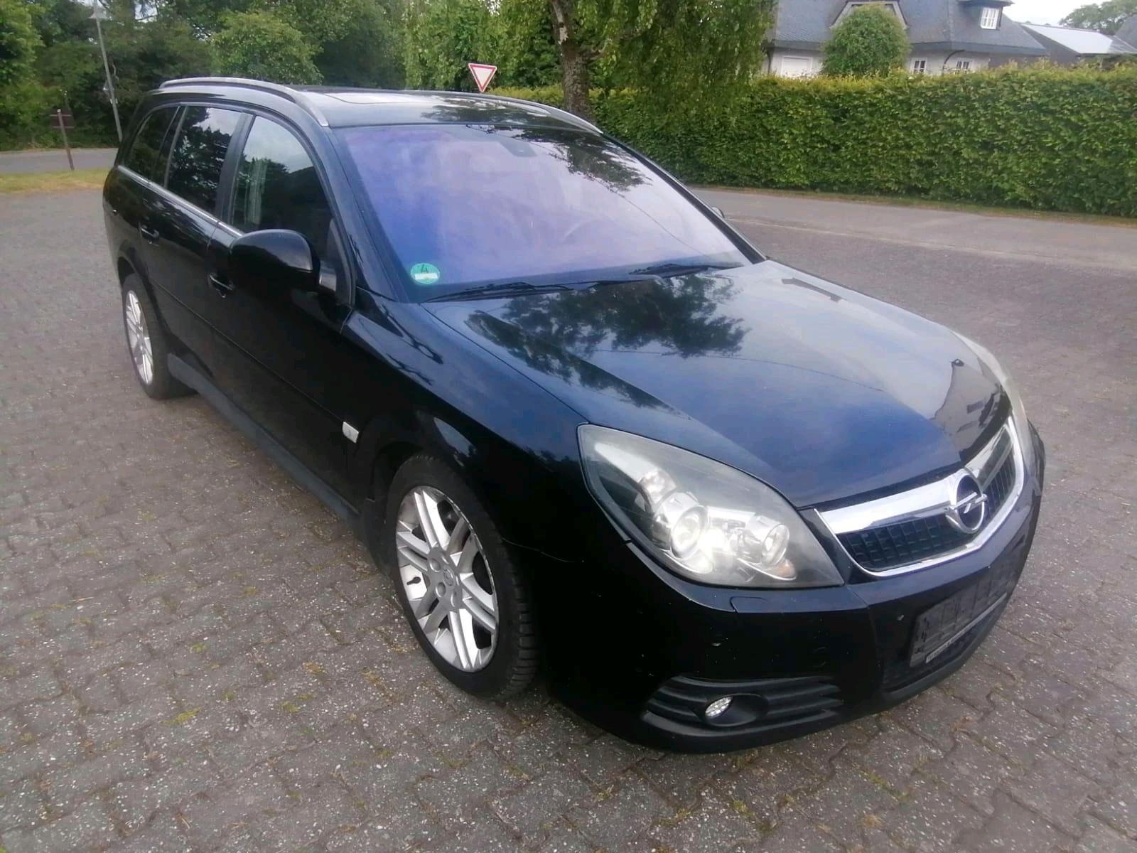 Opel Vectra 2006 — interior