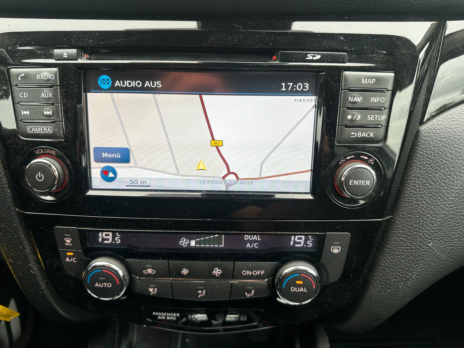 Fahrzeugabbildung Nissan Qashqai Autom. / Navi. / Sitzhzg.