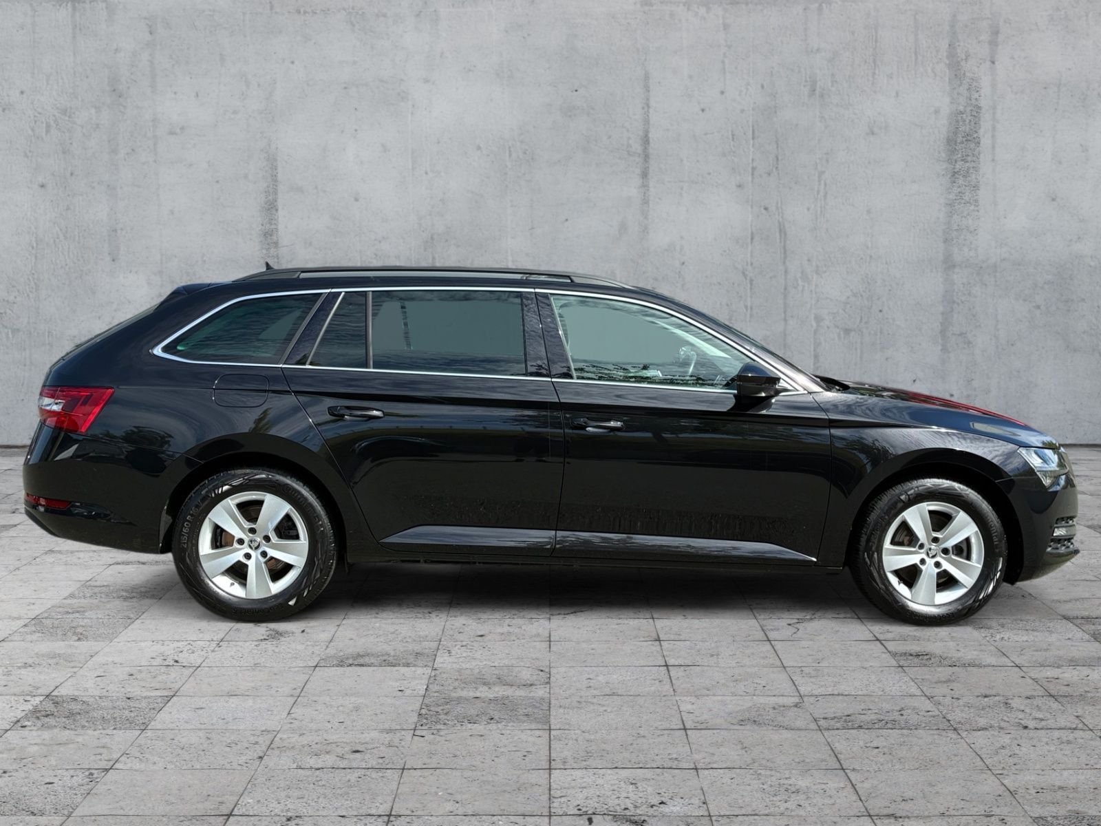 Skoda Superb - Bild 7