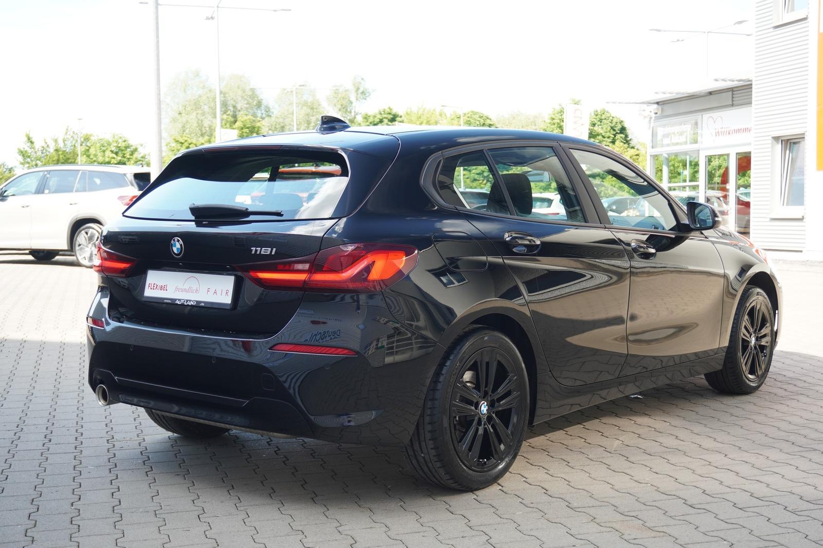 BMW 118 i Advantage LED Navi Sitzheizung Tempomat DAB, миниатюра 6