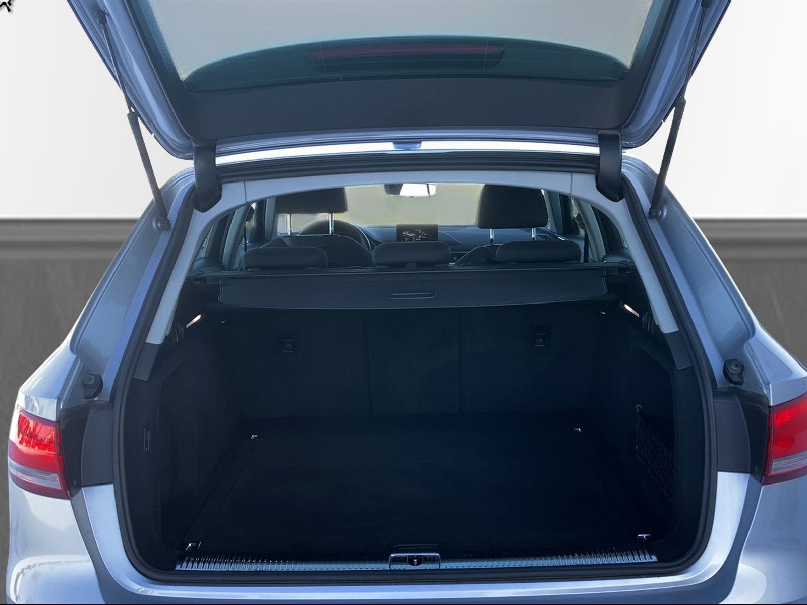 A4 Avant 1.4 TFSI sport AHK,SHZ,XENON.