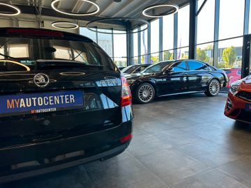 Skoda Octavia *ACC*PDC*NAVI*2-Zonen*Car-PLAY*