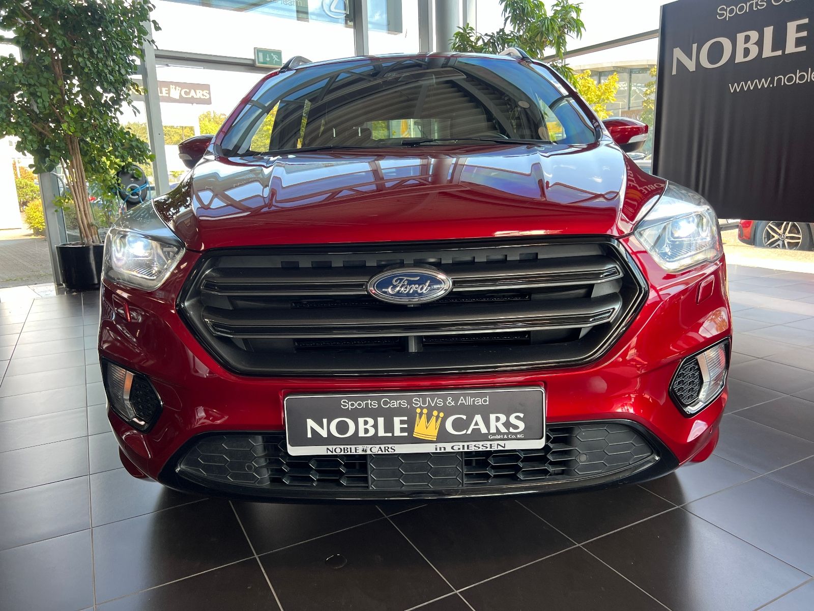 Fahrzeugabbildung Ford Kuga ST-Line PANO SONY RFK ACC