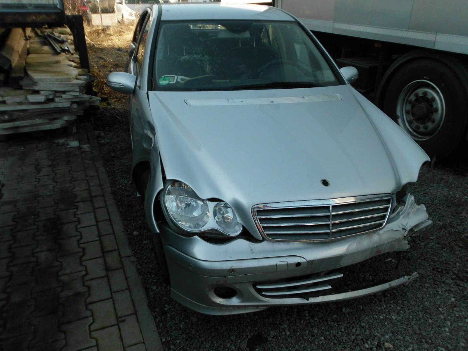 Mercedes-Benz C 200 C Limousine C 200 CDI