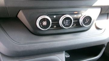Renault Trafic - 11