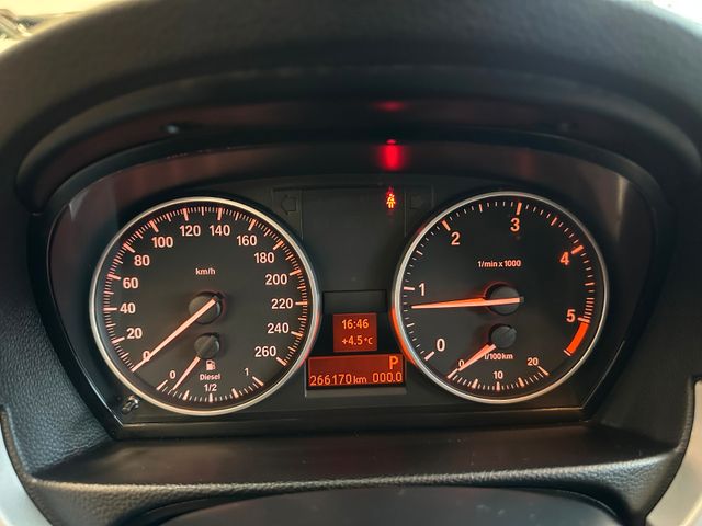 MYAUTOCENTER – Gebraucht- und Jahreswagen mit Werkstattservice in Pfaffenhofen BMW 3 Touring 320d *Klima*Automatik*Sitzheizung*