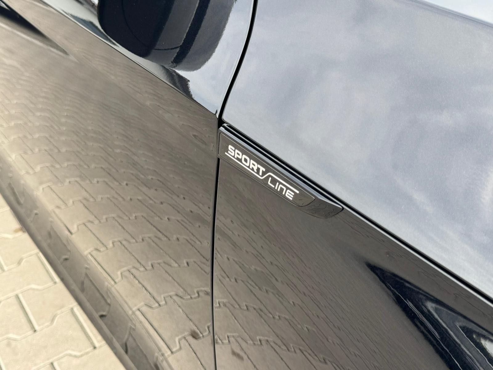 Fahrzeugabbildung SKODA Octavia 2.0 TDI Sportline DSG MATRIX*WINTER*5J.G