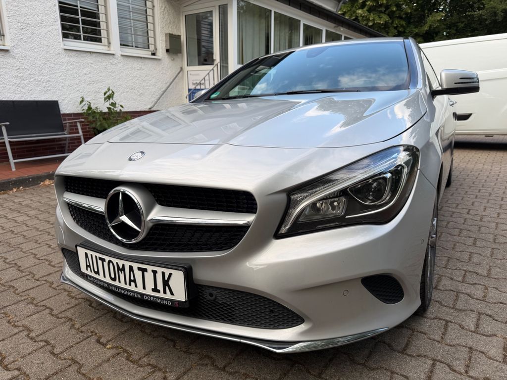 Image of Mercedes-Benz CLA 220