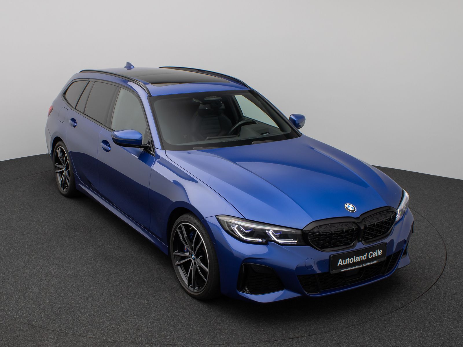 Fahrzeugabbildung BMW M340i xD Panorama Laser 360° HUD DAB H/K Komfort