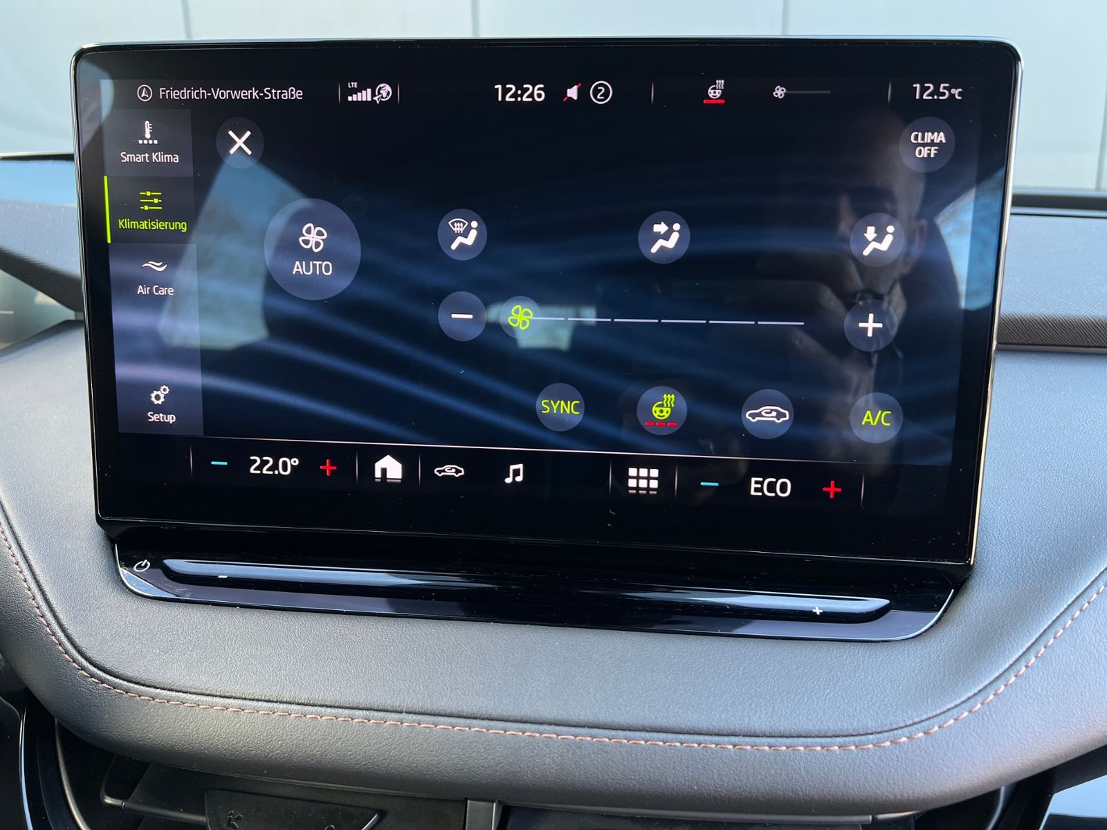 Fahrzeugabbildung SKODA Enyaq iV 80 Founders Edition *Wärmepumpe, Navi,