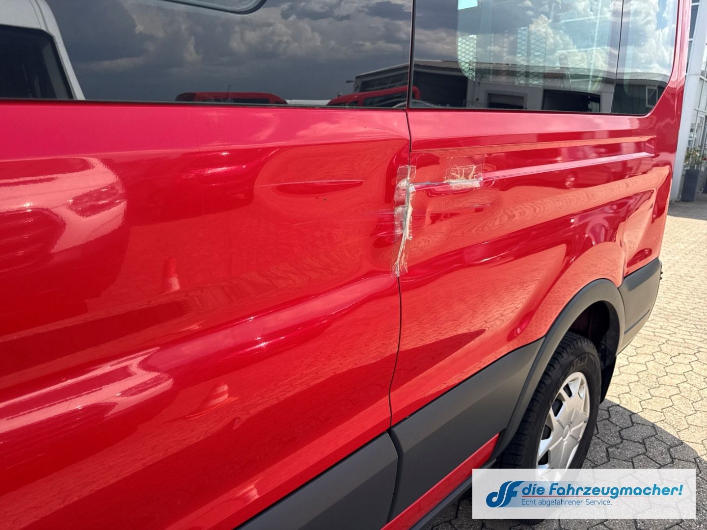 Fahrzeugabbildung Ford Transit Kombi 350 L3 Trend 2.2 TDCi DPF *7200 *K