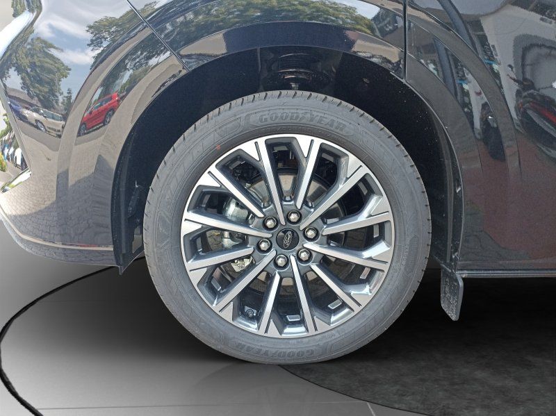 Fahrzeugabbildung Ford Tourneo Custom 2.0 EcoBlue Aut. 320 L2 Titanium