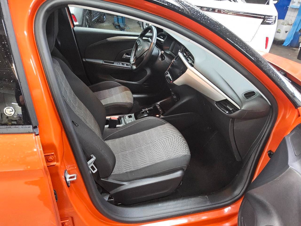 Fahrzeugabbildung Opel Corsa-e F EDITION 3-PHASIG NAVI/LED/VIRT./SH/DAB
