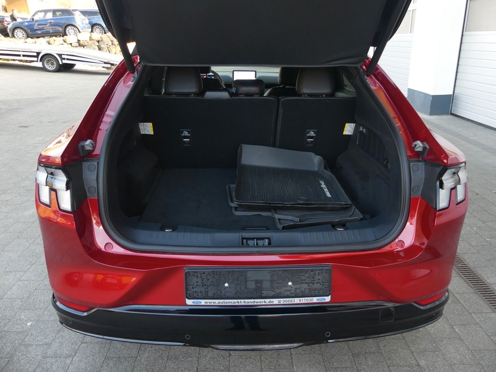 Fahrzeugabbildung Ford Mustang Mach-E Premium Tech.-Paket*360° Kamera*
