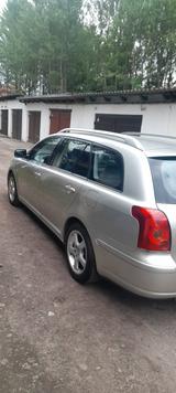 Toyota Avensis Combi Edition 2.0-l-VVT-i Edition - Toyota Avensis aus 2006: Combi