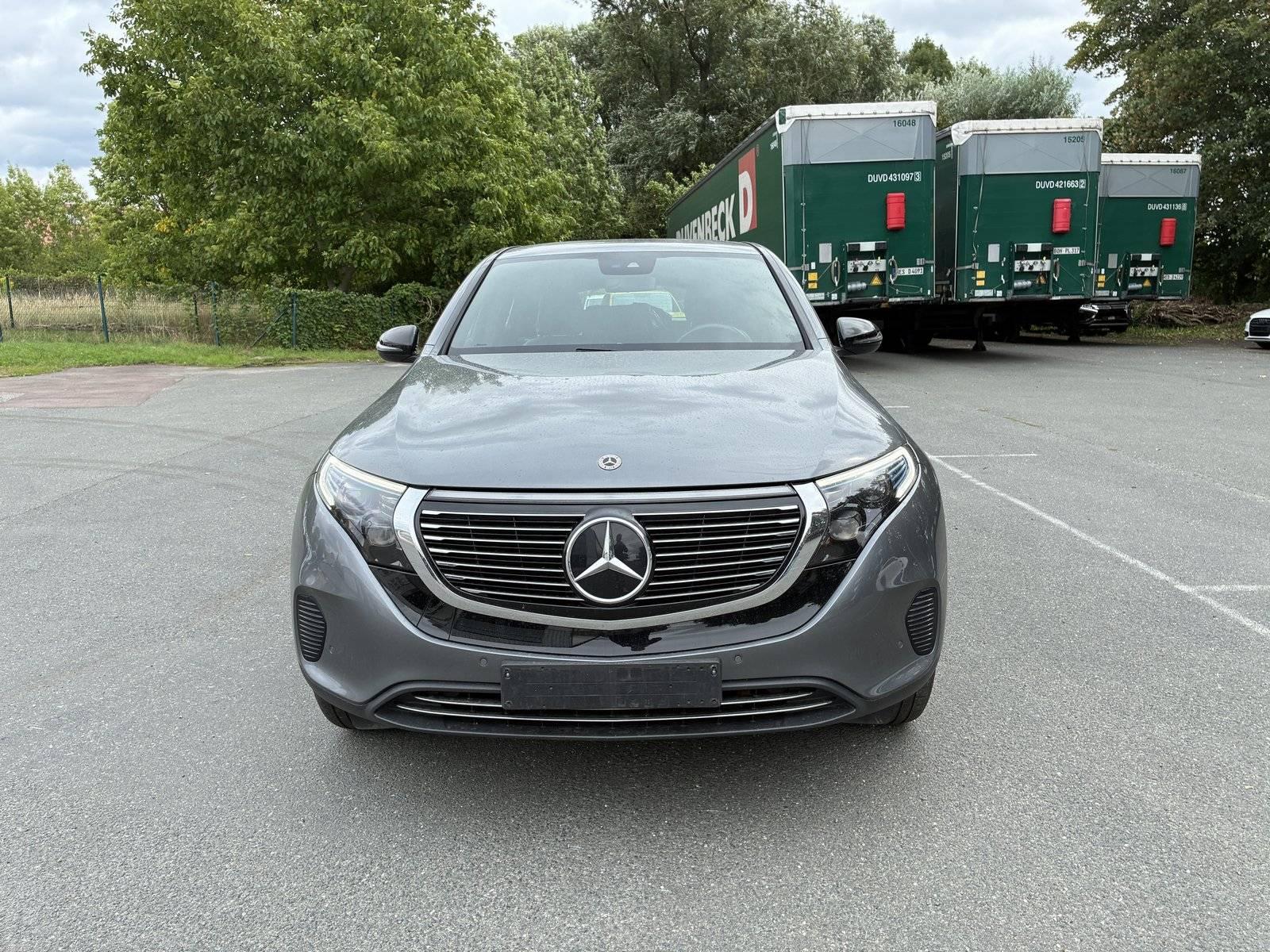 Mercedes-Benz EQC 400 4Matic MultiBeam+Kamera+8x AluFelgen !!!
