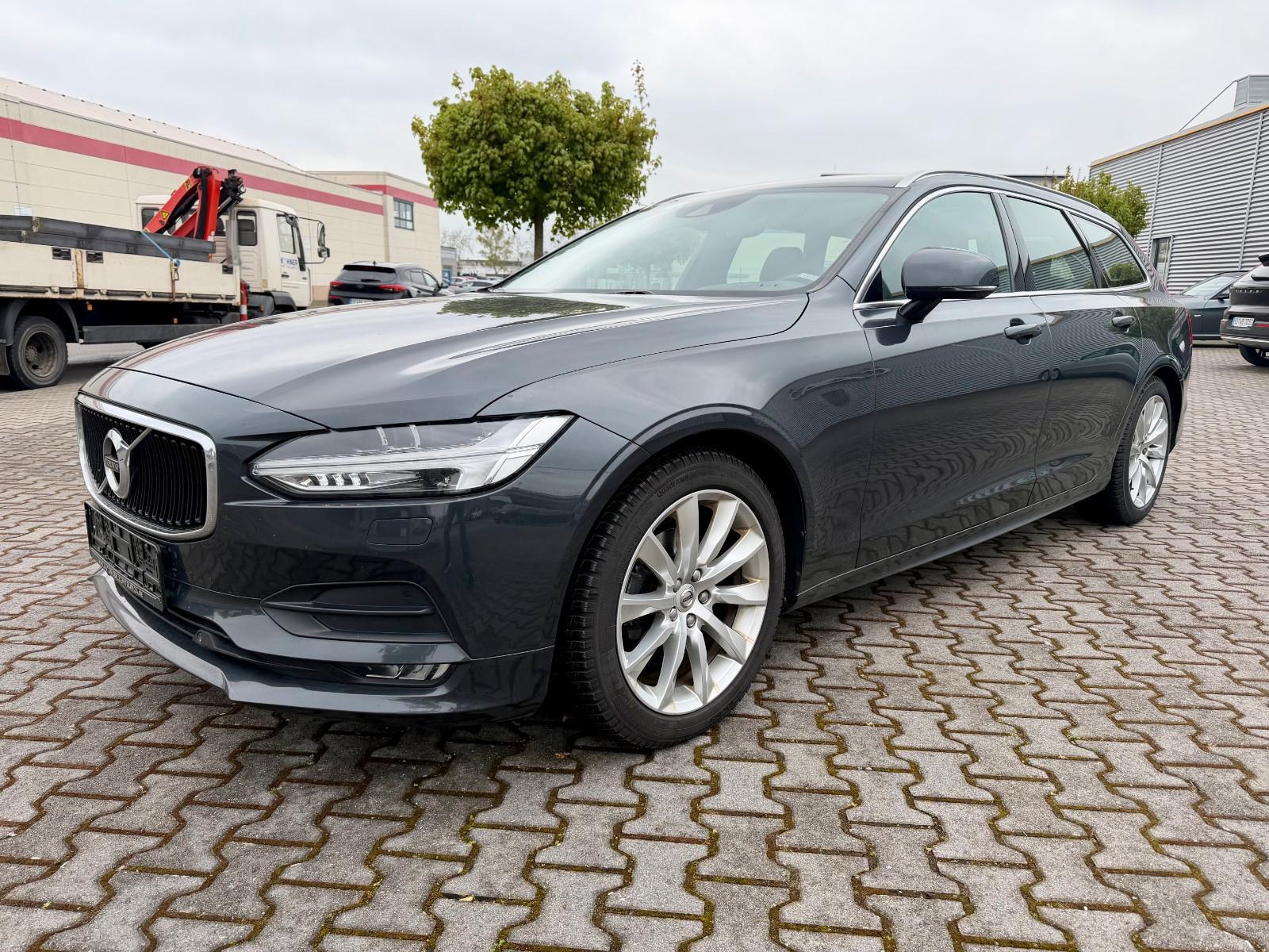 Volvo V90 D4 Momentum Aut. - LEDER+NAVI+LED+BLIS+AHK