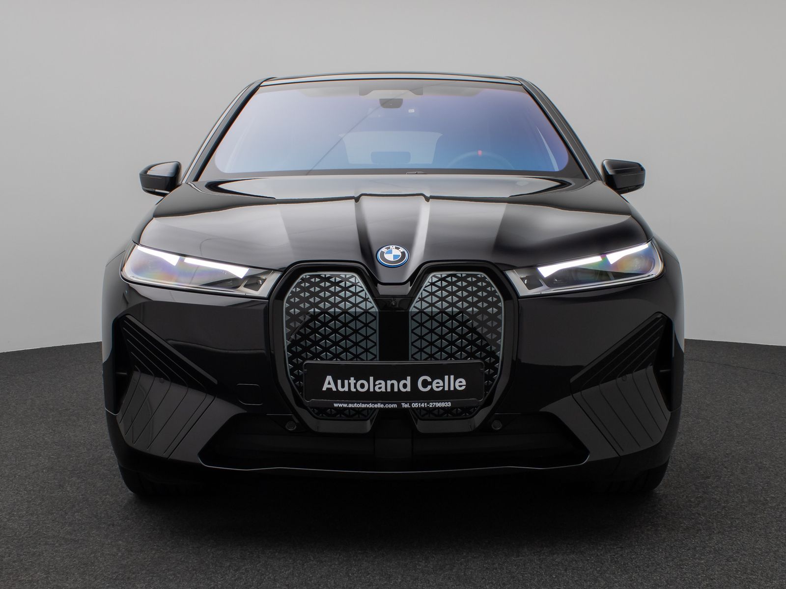Fahrzeugabbildung BMW iX M60 Panorama 360°Laser B&W SoftCl Massage 22"