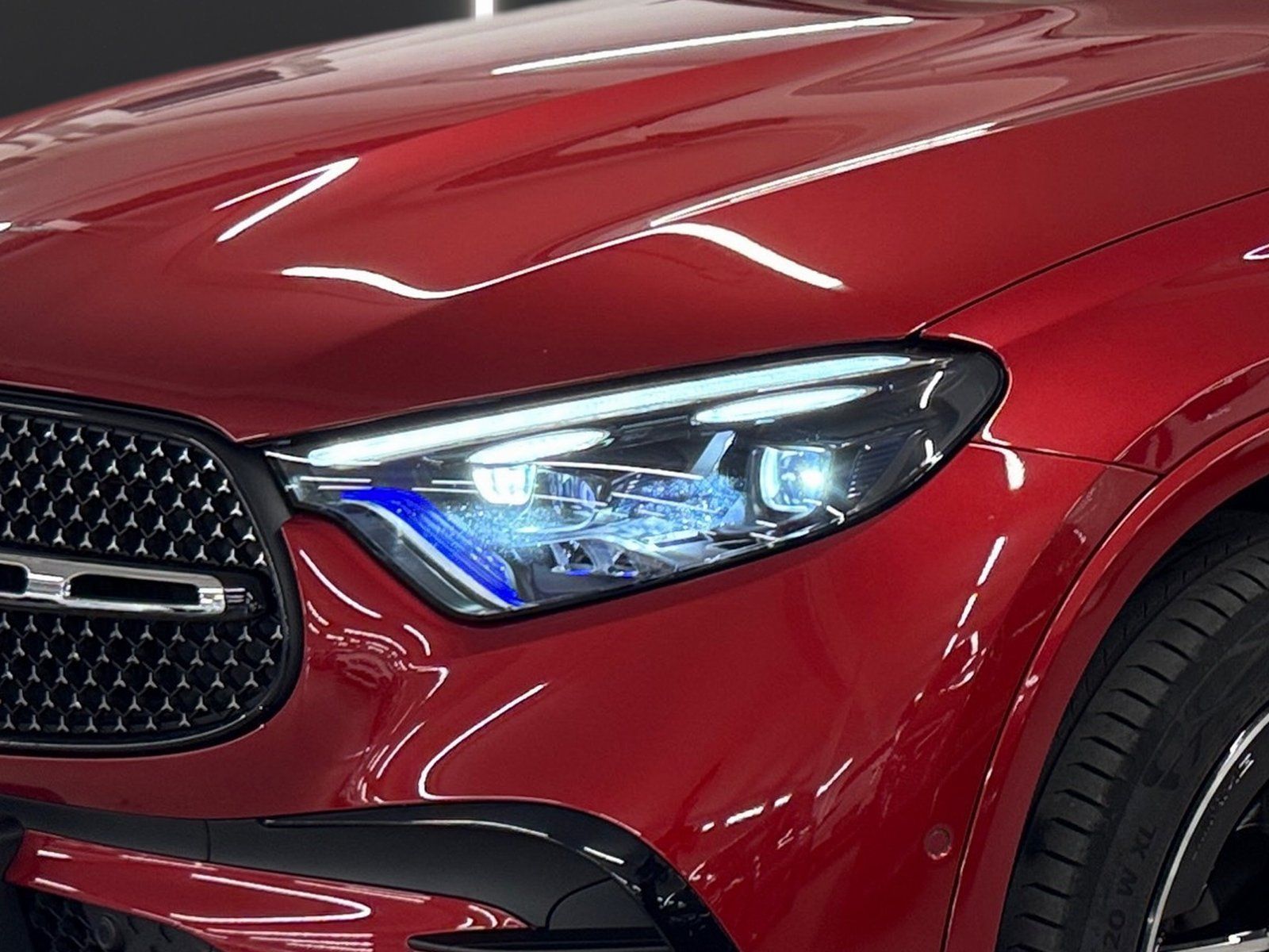 Fahrzeugabbildung Mercedes-Benz GLC 300 e 4M*AMG*Pano*AHK*DigitalL*Distronic*360