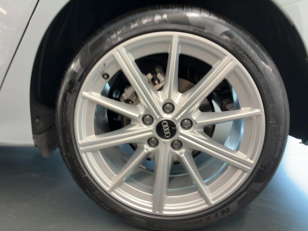 Audi A3 Lim 30 TFSI SHZ*ACC*MMI+*KAM