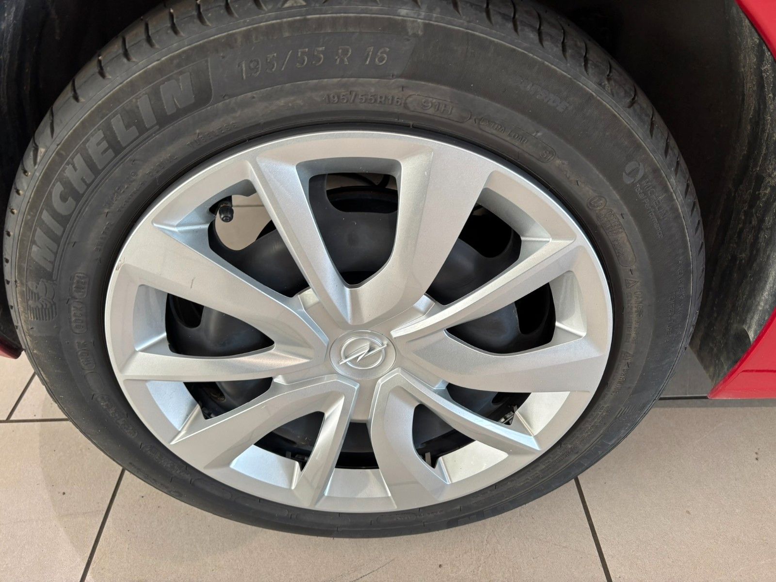 Fahrzeugabbildung Opel Corsa F 1.2 FACELIFT NAVI/LED/KAMERA/VIRTU./DAB+
