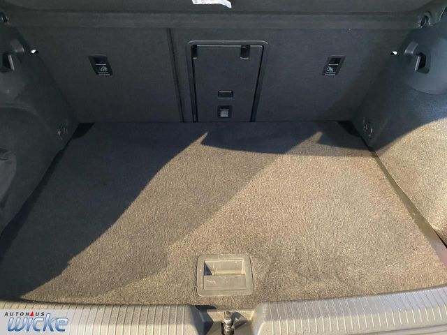 Golf VIII 2.0 TSI DSG GTI NAVI KLIMA LED LANE
