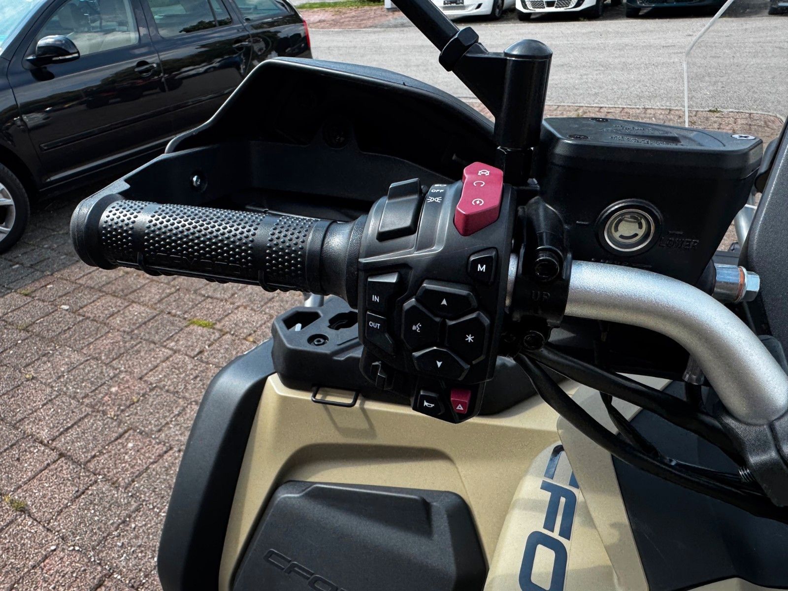 Fahrzeugabbildung CFMOTO CFORCE 1000 Touring PRO ABS Overland Scheibe