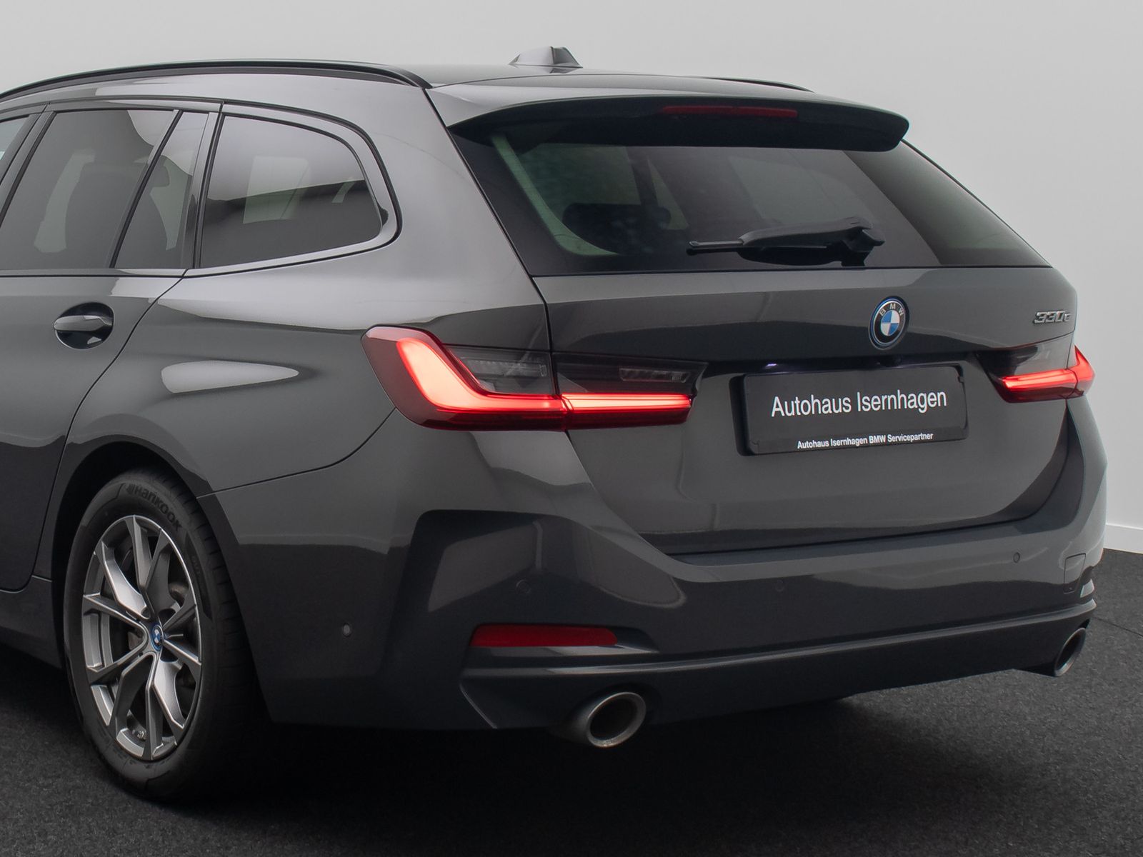 Fahrzeugabbildung BMW 330e Individual DAB HiFi Kamera Komfort Sport