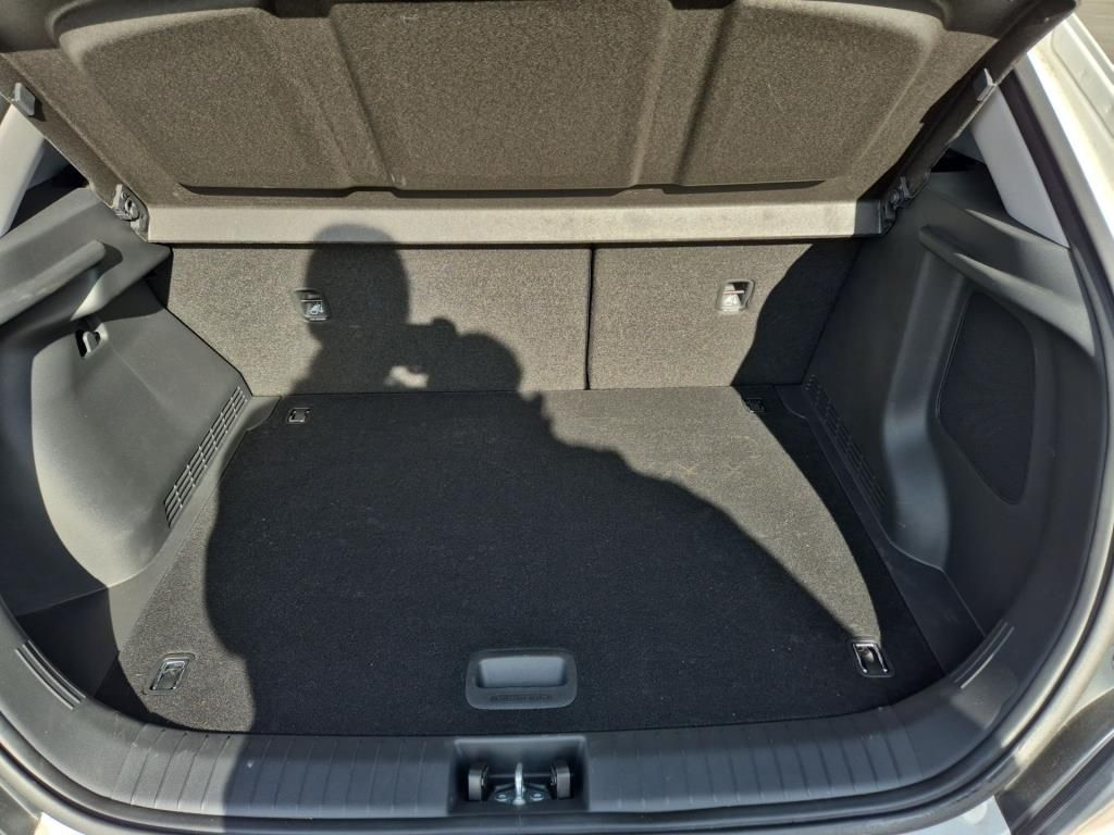 Erstes Annaberger Autohaus -  Hyundai KONA Elektro, Navi, LED Scheinwerfer,  Rückfahrk - Bild 12 Erstes Annaberger Autohaus -  Hyundai KONA Elektro, Navi, LED Scheinwerfer,  Rückfahrk - Bild 12