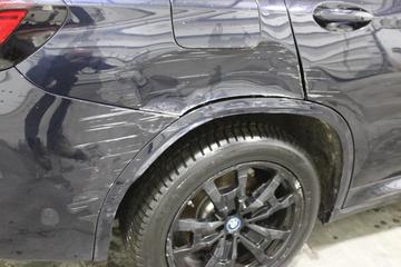 صورة 9 لـ 2025 BMW IX3
