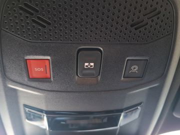 Peugeot 2008 GT 1.2 PureTech 130 360+AHK+Kam.+KeyLess+SD