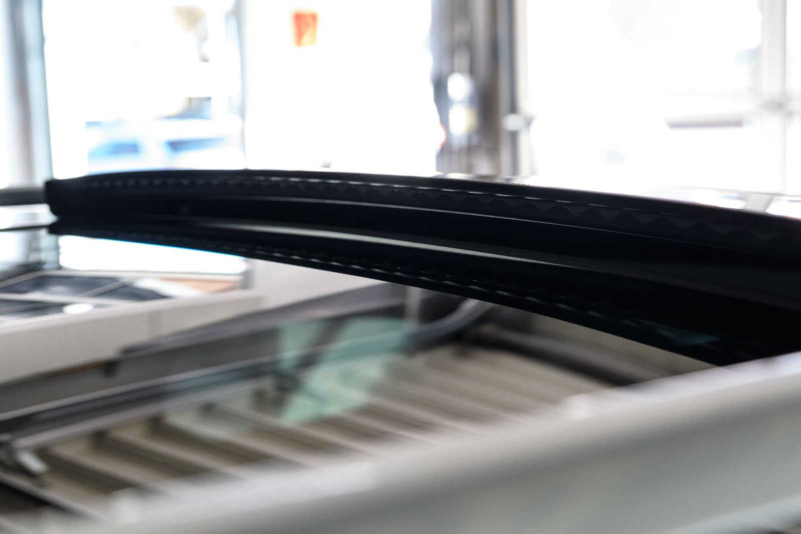 Fahrzeugabbildung Volkswagen T-Roc IQ.DRIVE+AHK+GJR+NAVI+PANORAMA+EL.HECKKLAP