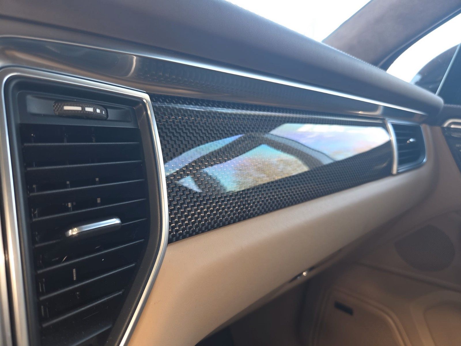 Fahrzeugabbildung Porsche Macan Turbo Scheckheft Porsche Leder exklusive
