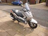 Yamaha X-Max 250 - YAMAHA ROLLER 250