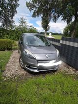 Renault Auto Renault Megane Scenic - Renault Megane mit Diesel-Antrieb: Kleinwagen