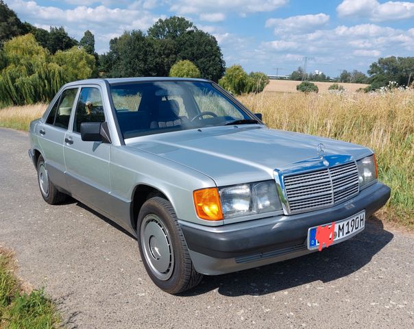 Mercedes-Benz 190