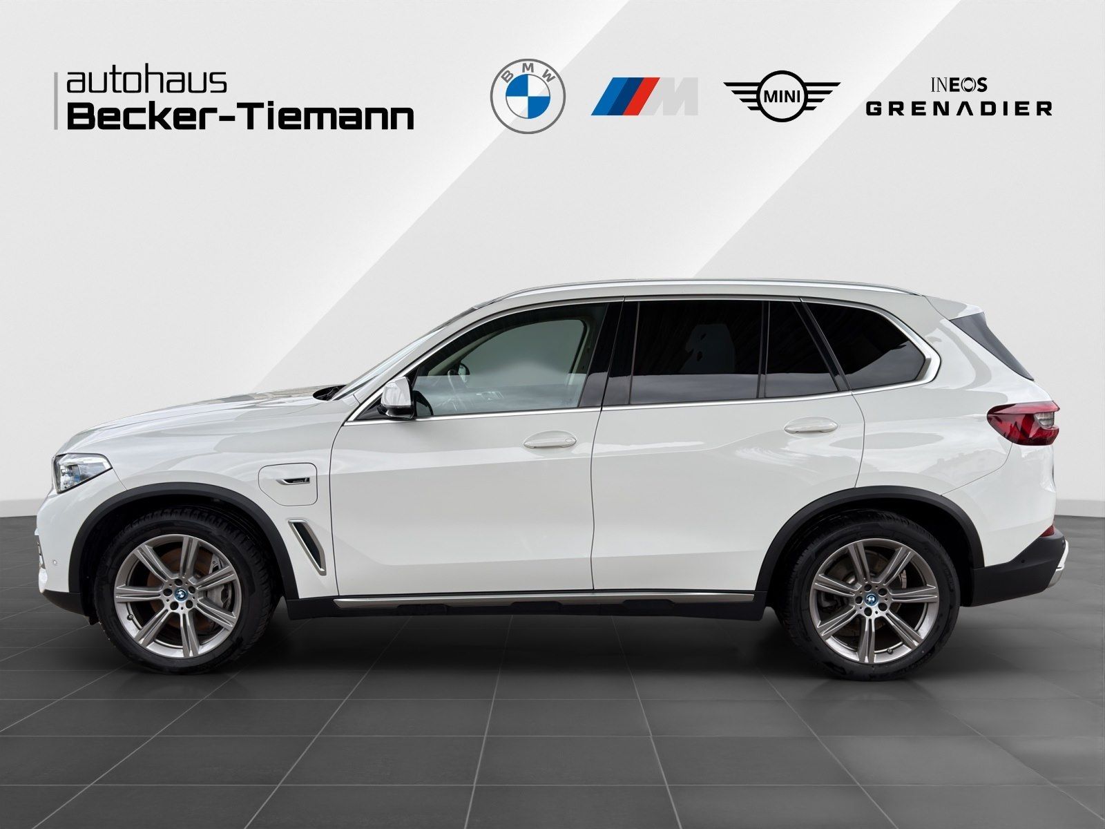 BMW X5 xDrive45e | Laser| Ahk| Panorama| ACC| Soft-C imagem 3