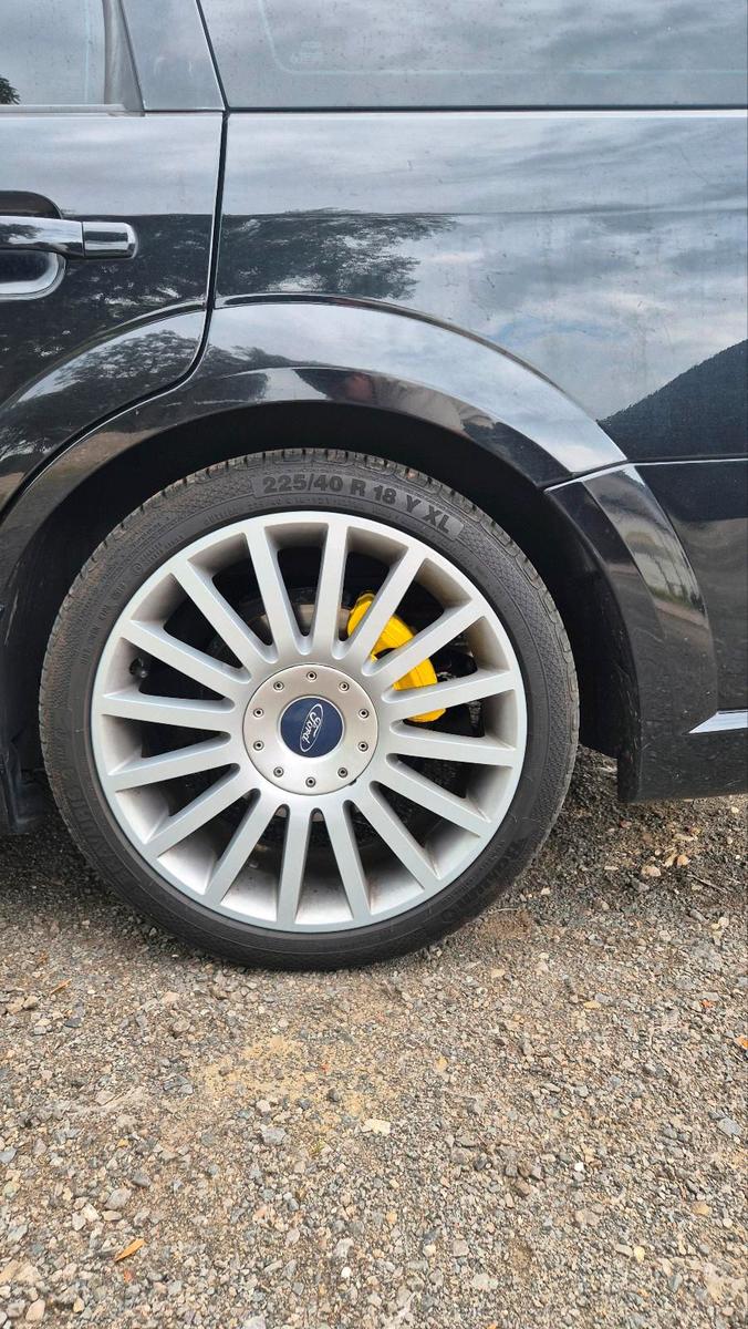 Ford Mondeo 2004 — photo 12