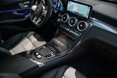 MERCEDES-BENZ GLC 63 S AMG*PANO*HEADUP*BURM*AHK*PERFORM*360*