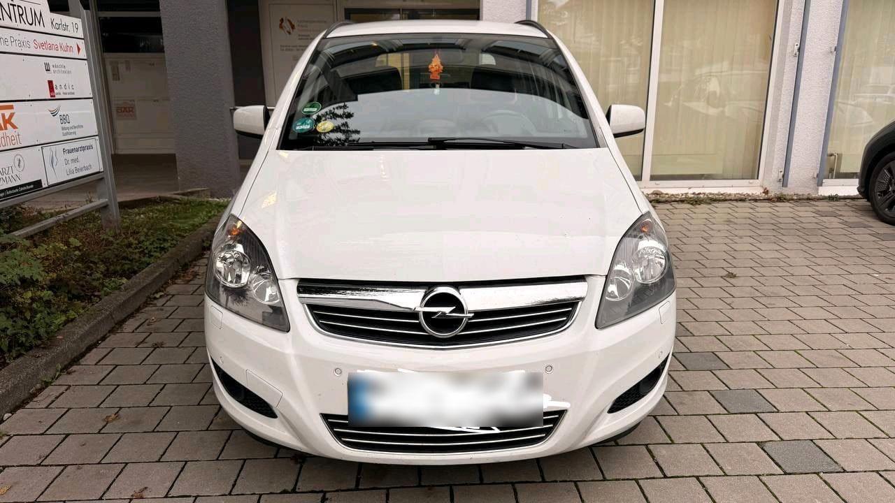 Opel Zafira 2012 — engine 110 HP (81kW)