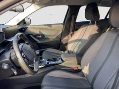 PEUGEOT 2008 1.2  Navi Kamera Sitzheizung AHK