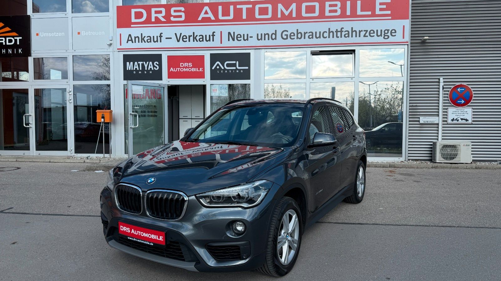 BMW X1 xDrive 20 d Advantage/LED/Navi/AHK