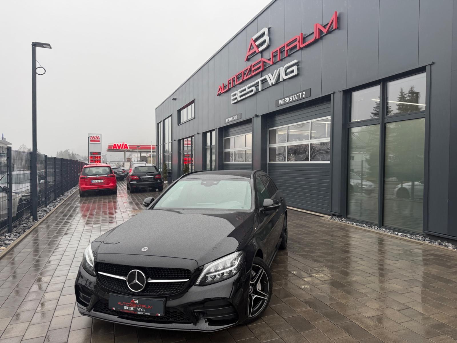 Mercedes-Benz C 300 de Night Edition*AMG-LINE*AHK*SHZG*KAMERA