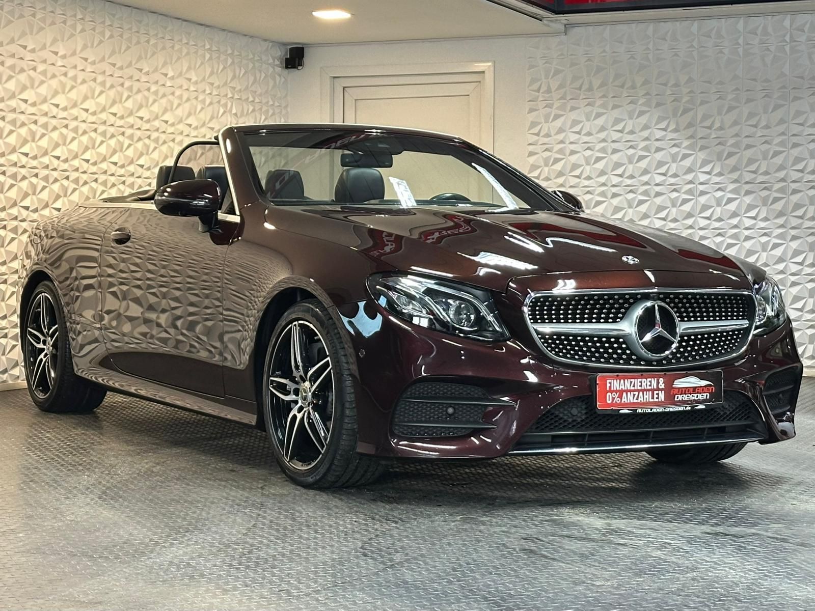 MERCEDES-BENZ E200 AMG CABRIO* MULTIBEAM#SHZ#360CAM#NAVI#TEMPO - Image 2