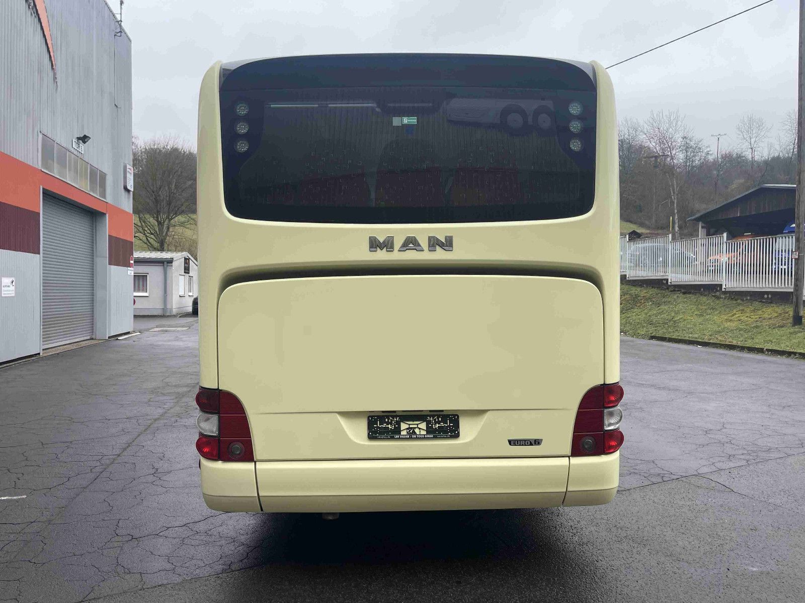 MAN  2015 - Image 4 of 48