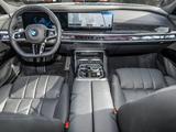 BMW 740d xDrive M Sport TV PANO ACC 360°KAM RFK NAVI - BMW 740 in Düsseldorf