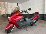 Yamaha Majesty Yp 250 - YAMAHA ROLLER MAJESTY 250