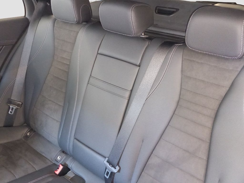 Fahrzeugabbildung Mercedes-Benz E 400 d 4MATIC T-Modell AMG Line*Night Paket*360