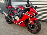 Honda CBR1000RR FIREBLADE / AKRAPOVIC / ZUBEHÖR !! - HONDA CB1000R